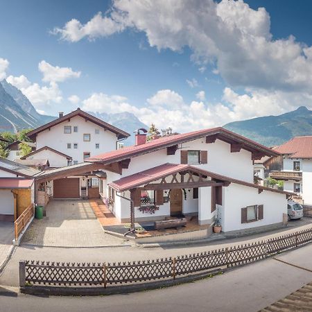 Chalet Holzerstubn Ehrwald Exterior foto