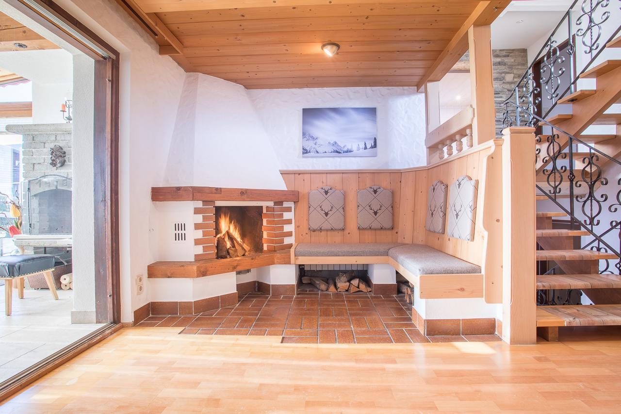 Chalet Holzerstubn Ehrwald Exterior foto