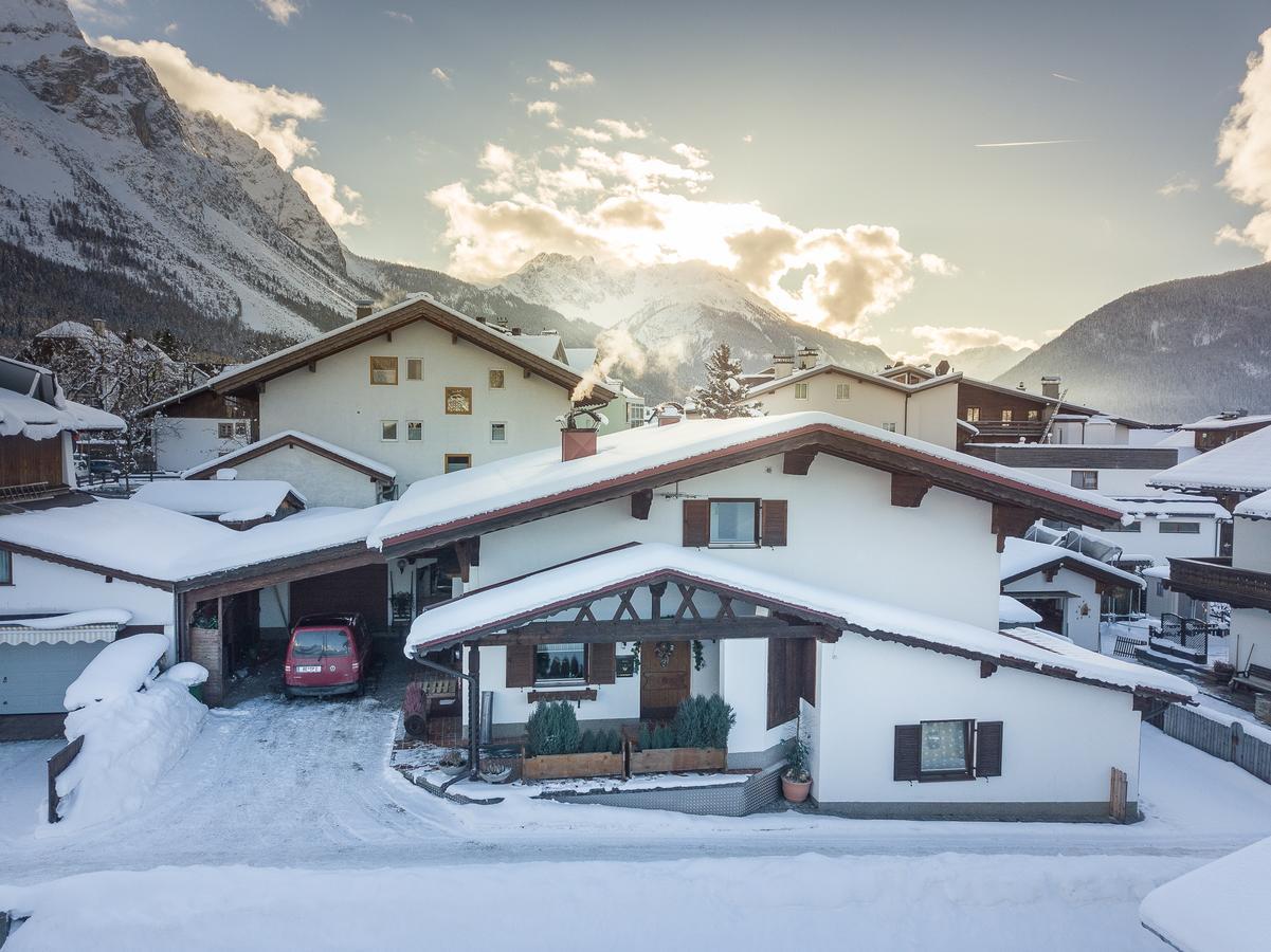 Chalet Holzerstubn Ehrwald Exterior foto